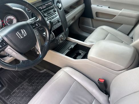 Used 2015 Honda Pilot Touring image 11