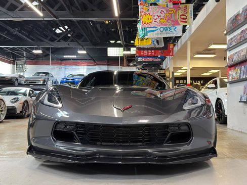 Used 2017 Chevrolet Corvette Z06 RWD image 2