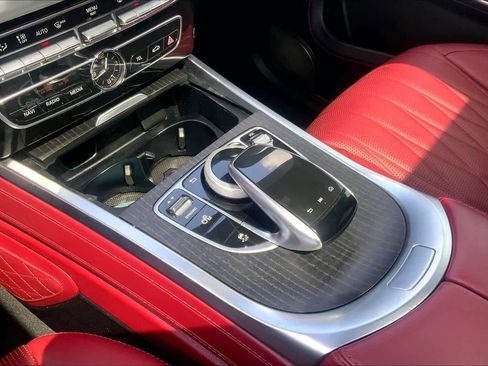 Used 2022 Mercedes-Benz G 550 image 16