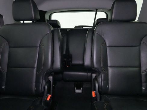 Used 2019 Chevrolet Traverse LT w/ LT Premium Package AWD/4WD image 20
