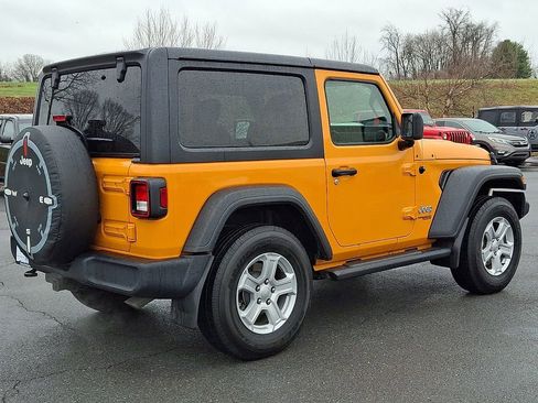 Used 2021 Jeep Wrangler Sport S image 9