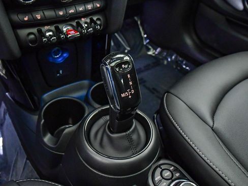 Certified 2023 MINI Cooper 2-Door Hardtop image 22