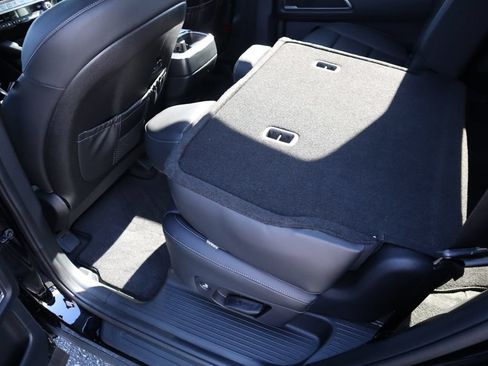 New 2025 Kia Telluride LX FWD image 15