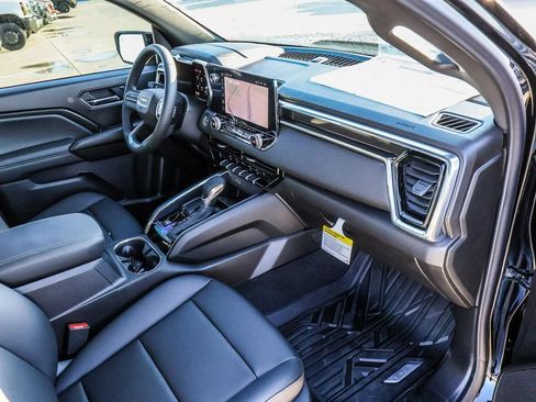 New 2026 GMC Canyon Elevation w/ Convenience Package RWD image 37