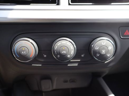 New 2026 Chevrolet Trax RS w/ Driver Confidence Package FWD image 19