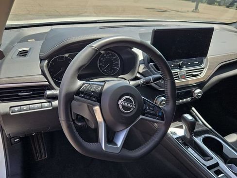 Certified 2025 Nissan Altima 2.5 SL AWD/4WD image 14