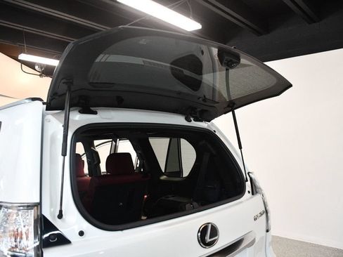 Used 2022 Lexus GX 460 Premium AWD/4WD image 18
