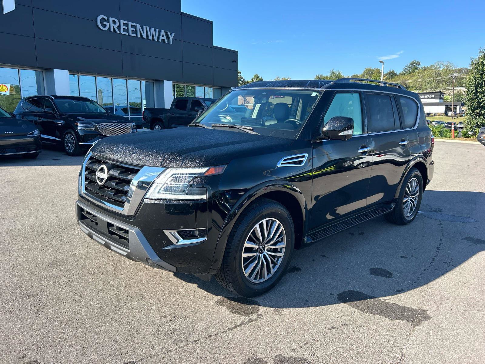 Used 2023 Nissan Armada SL w/ Captain's Chairs Package RWD image 7