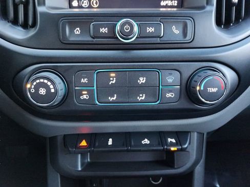 Certified 2022 Chevrolet Colorado W/T w/ Custom Special Edition image 15