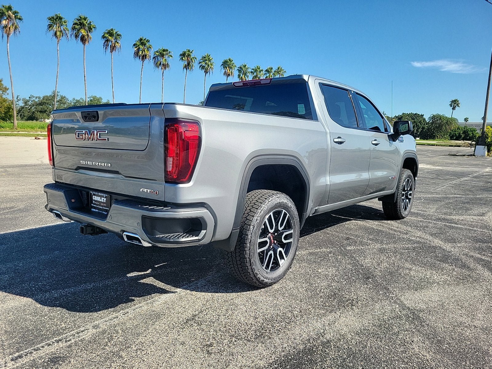 New 2026 GMC Sierra 1500 AT4 w/ AT4 Premium Package AWD/4WD image 5