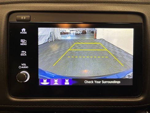 Used 2021 Honda HR-V EX image 8