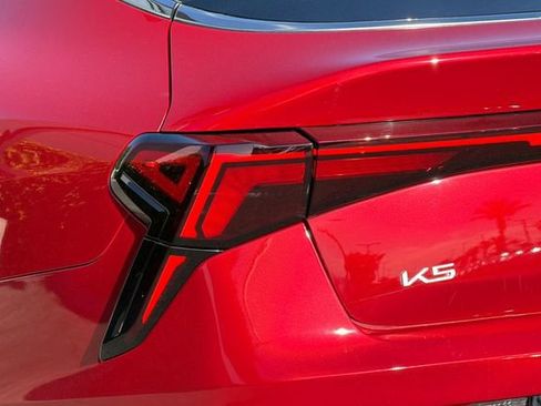Used 2025 Kia K5 LXS FWD image 34