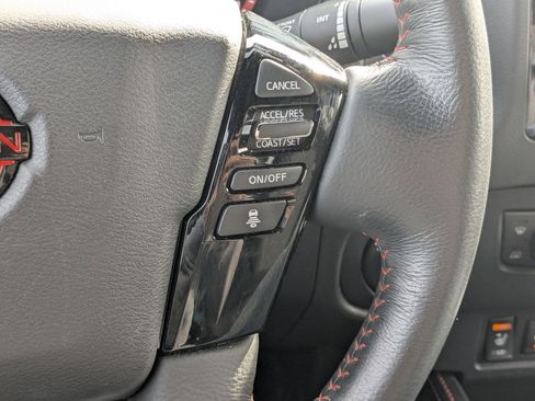 Used 2022 Nissan Frontier PRO-4X image 21