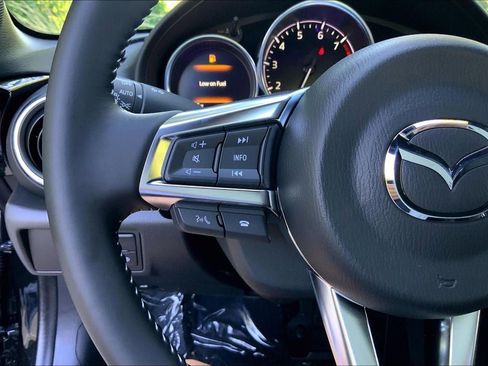 Used 2024 MAZDA MX-5 Miata Grand Touring image 18