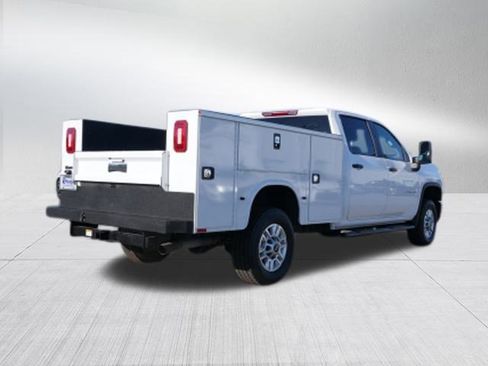 Used 2025 Chevrolet Silverado 2500 W/T w/ WT Convenience Package image 3
