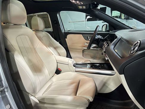 Certified 2026 Mercedes-Benz GLA 250 4MATIC image 12
