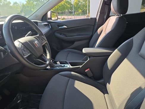 Used 2025 Buick Encore GX Preferred FWD image 16