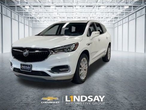 Used 2021 Buick Enclave Premium w/ Sun and Sites Package image 5