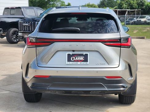 Used 2024 Lexus NX 250 FWD w/ Towing Package (2000 Lbs) image 6