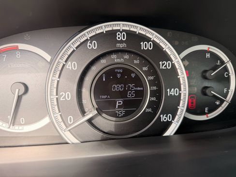 Used 2016 Honda Accord LX image 14