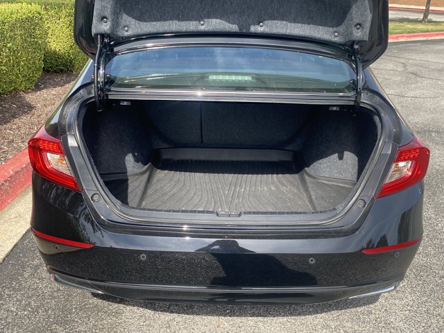 Used 2021 Honda Accord EX-L image 6