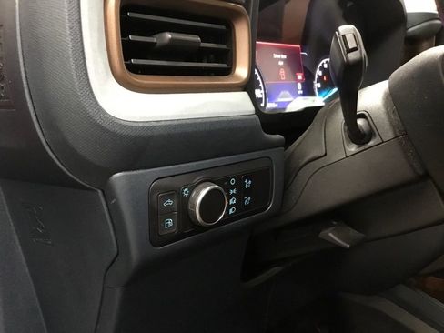 Used 2022 Ford Maverick Lariat w/ Lariat Luxury Package image 10