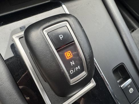 Used 2023 Mitsubishi Outlander SE AWD/4WD image 28