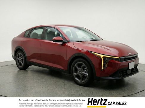 Used 2025 Kia K4 FWD image 1