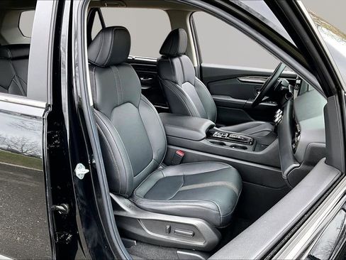 Used 2025 Honda Pilot EX-L image 22