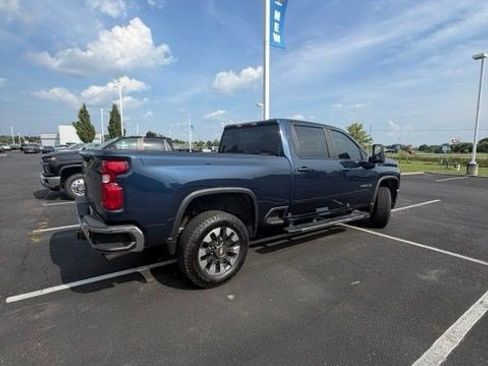 Used 2021 Chevrolet Silverado 2500 LT w/ All Star Edition AWD/4WD image 11