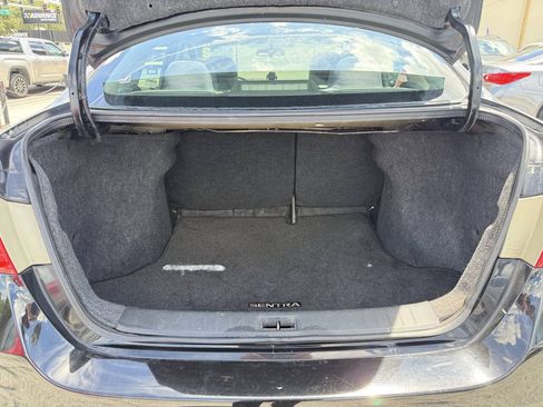 Used 2016 Nissan Sentra SV FWD image 21