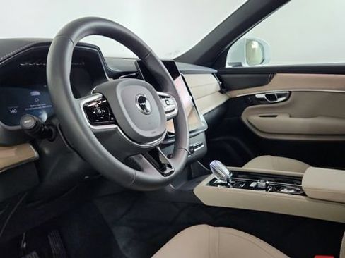 Certified 2026 Volvo XC90 B6 Plus w/ Protection Package Premier AWD/4WD image 12