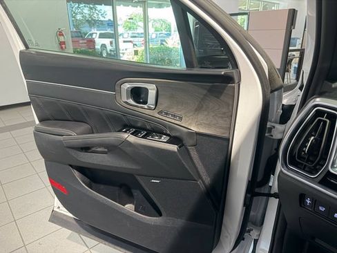 Used 2024 Kia Sorento SX Prestige AWD/4WD image 28