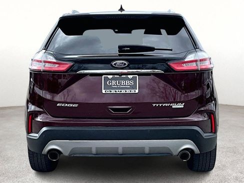 Used 2019 Ford Edge Titanium image 6