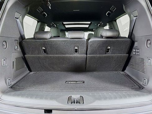 Used 2025 Nissan Armada PRO-4X w/ Pro-4X Premium Package AWD/4WD image 27