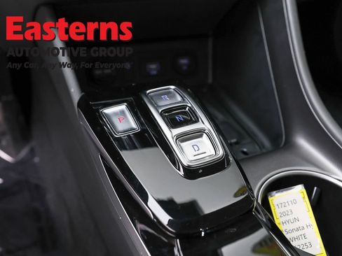 Used 2023 Hyundai Sonata SEL FWD image 12
