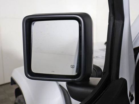 Used 2023 Jeep Wrangler Unlimited Sahara w/ Cold Weather Group AWD/4WD image 33