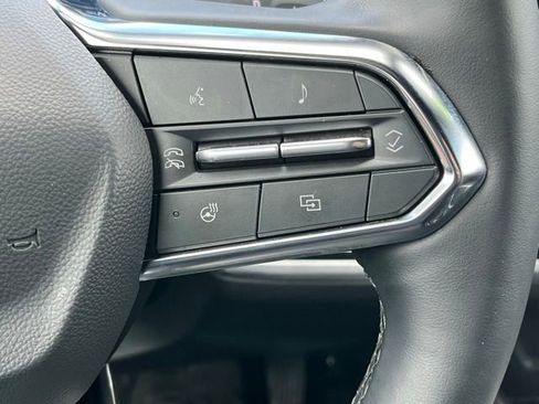 Used 2026 Chevrolet Equinox LT AWD/4WD image 38
