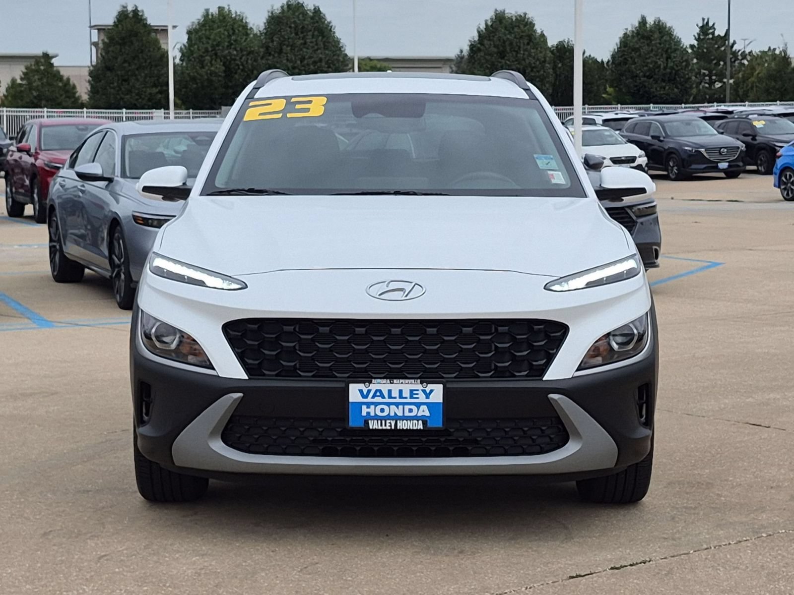 Used 2023 Hyundai Kona SEL w/ Convenience Package AWD/4WD image 3