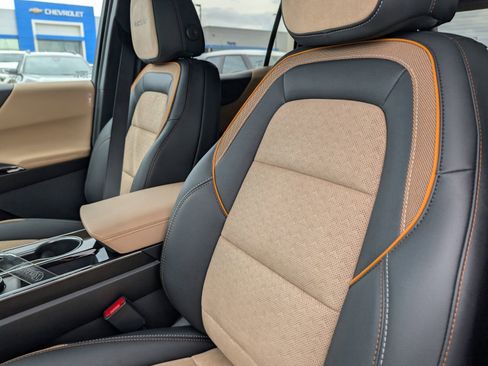 New 2026 Chevrolet Equinox ACTIV w/ Convenience Package III image 16