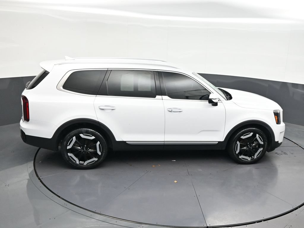 Used 2023 Kia Telluride S AWD/4WD image 20