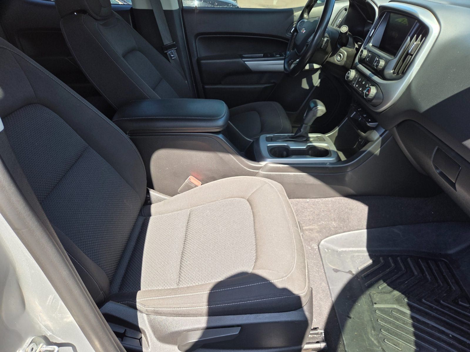 Used 2020 Chevrolet Colorado LT RWD image 14