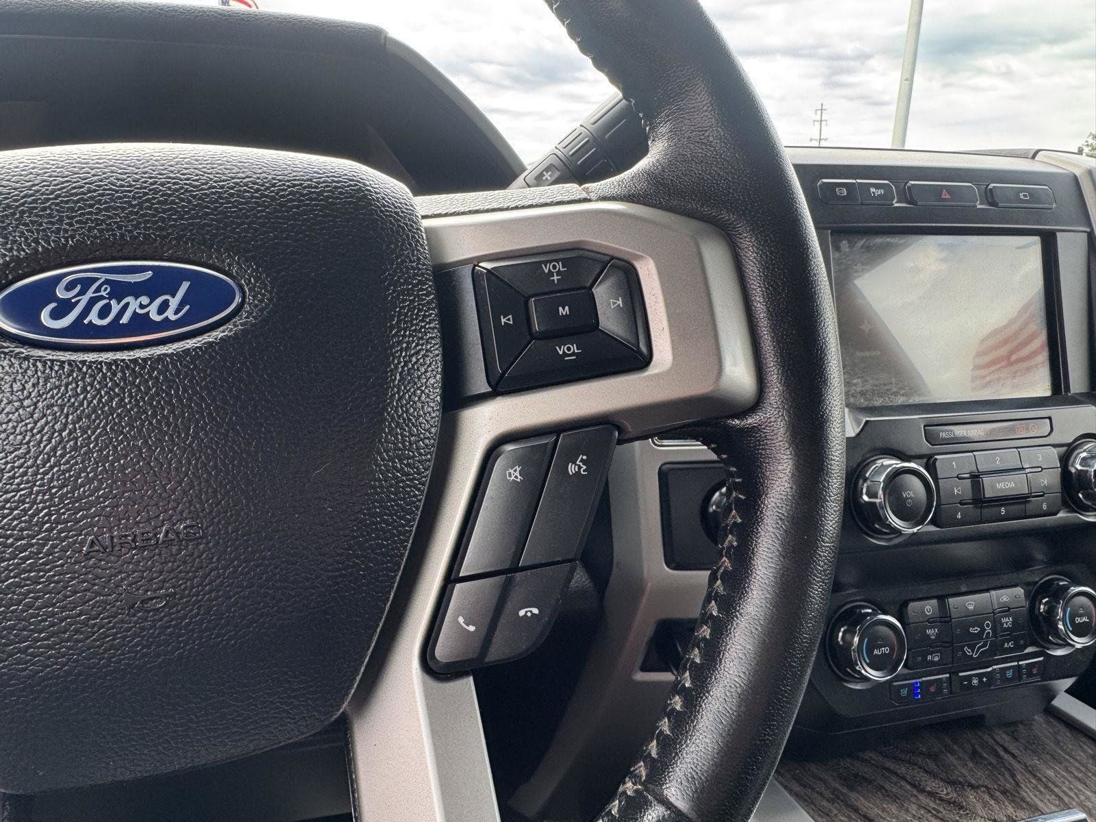 Used 2019 Ford F350 Lariat w/ Lariat Ultimate Package AWD/4WD image 21