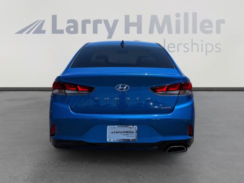Used 2018 Hyundai Sonata Limited w/ Limited Ultimate Package 03 FWD image 4