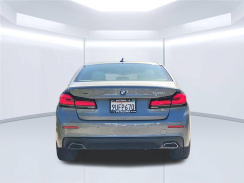 Used 2023 BMW 530i xDrive w/ Premium Package AWD/4WD image 6