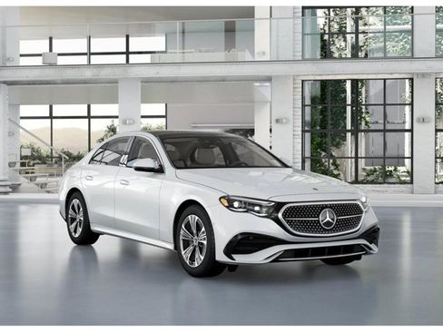 Certified 2025 Mercedes-Benz E 350 4MATIC Sedan image 10
