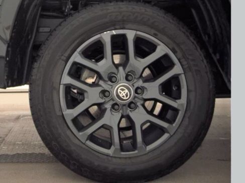 Used 2026 Toyota Tundra Platinum AWD/4WD image 20