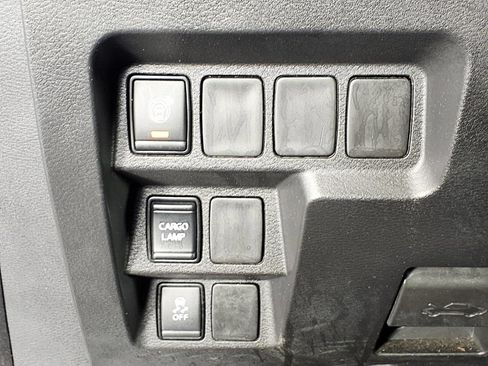 Used 2023 Nissan Frontier S w/ Technology Package RWD image 14