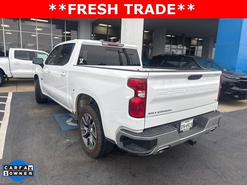 Used 2022 Chevrolet Silverado 1500 LT w/ Texas Edition Plus image 2
