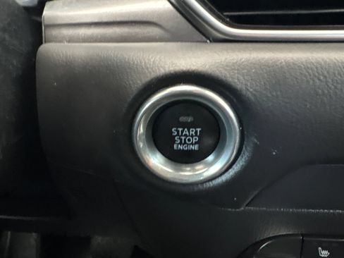 Used 2020 MAZDA CX-5 Touring FWD image 23